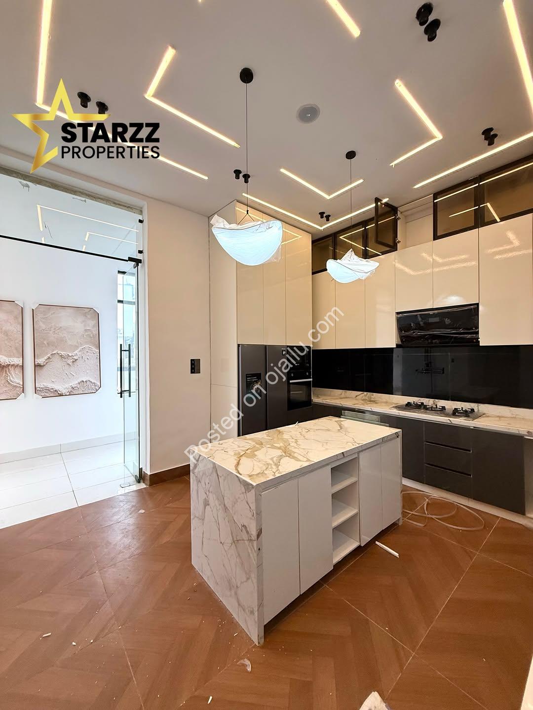 Your Private 5-Bed Escape: Poolside Luxury in Ajah