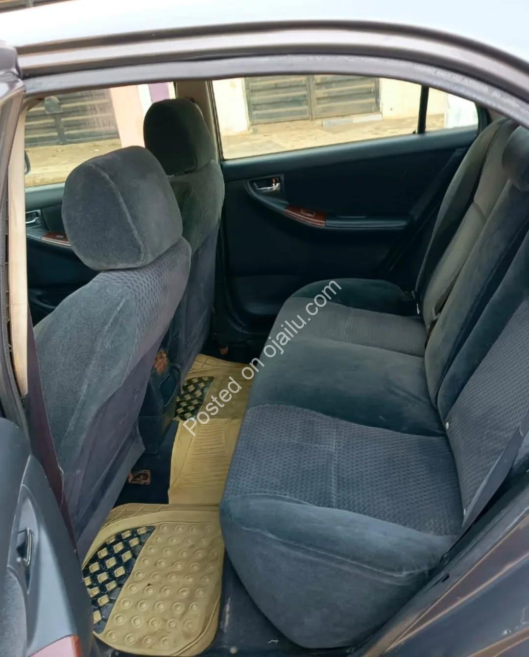 2006 Toyota Corolla: Reliable Ride, Peak Condition!