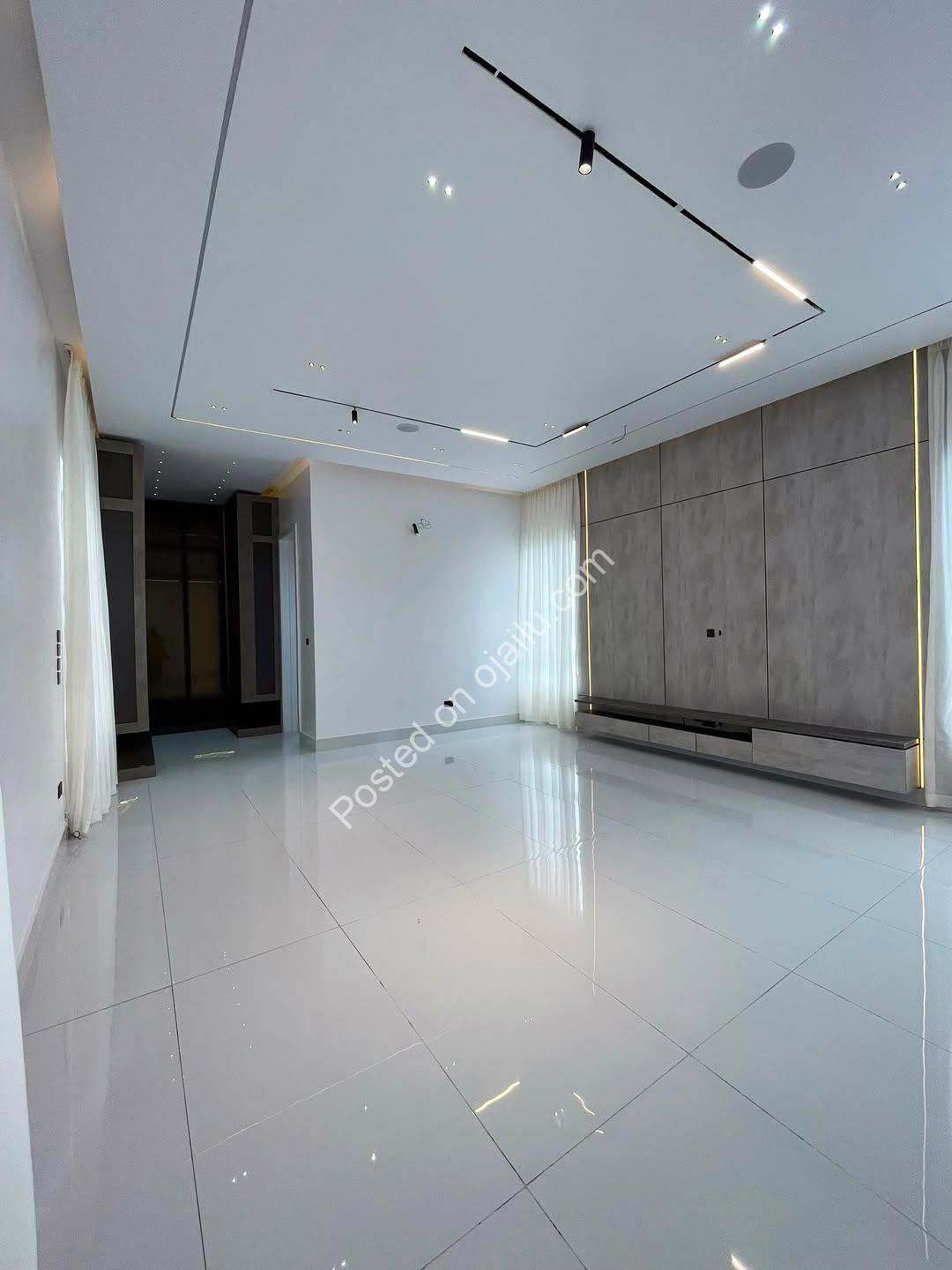 Ikota’s Finest: 5-Bed Duplex with Pool & Cinema