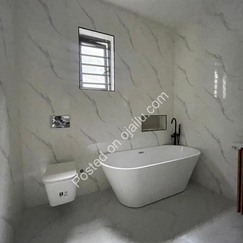 5-Bed Detached Duplex w/ Pool in Ajah