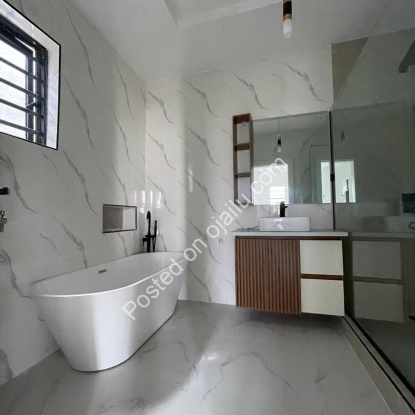 5-Bed Detached Duplex w/ Pool in Ajah