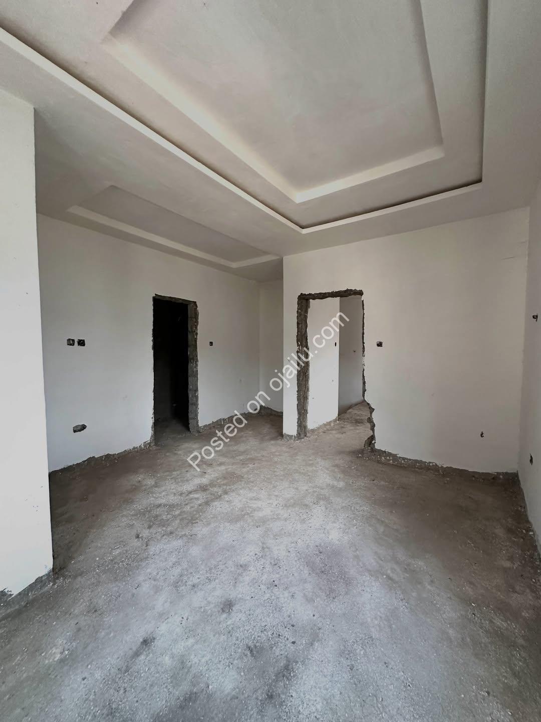 Fresh 4-Bed Duplex + BQ in Serene Lifecamp