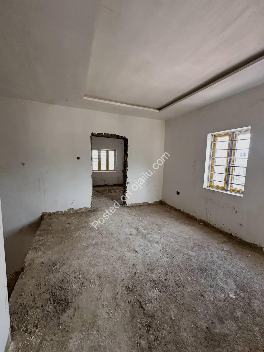 Fresh 4-Bed Duplex + BQ in Serene Lifecamp
