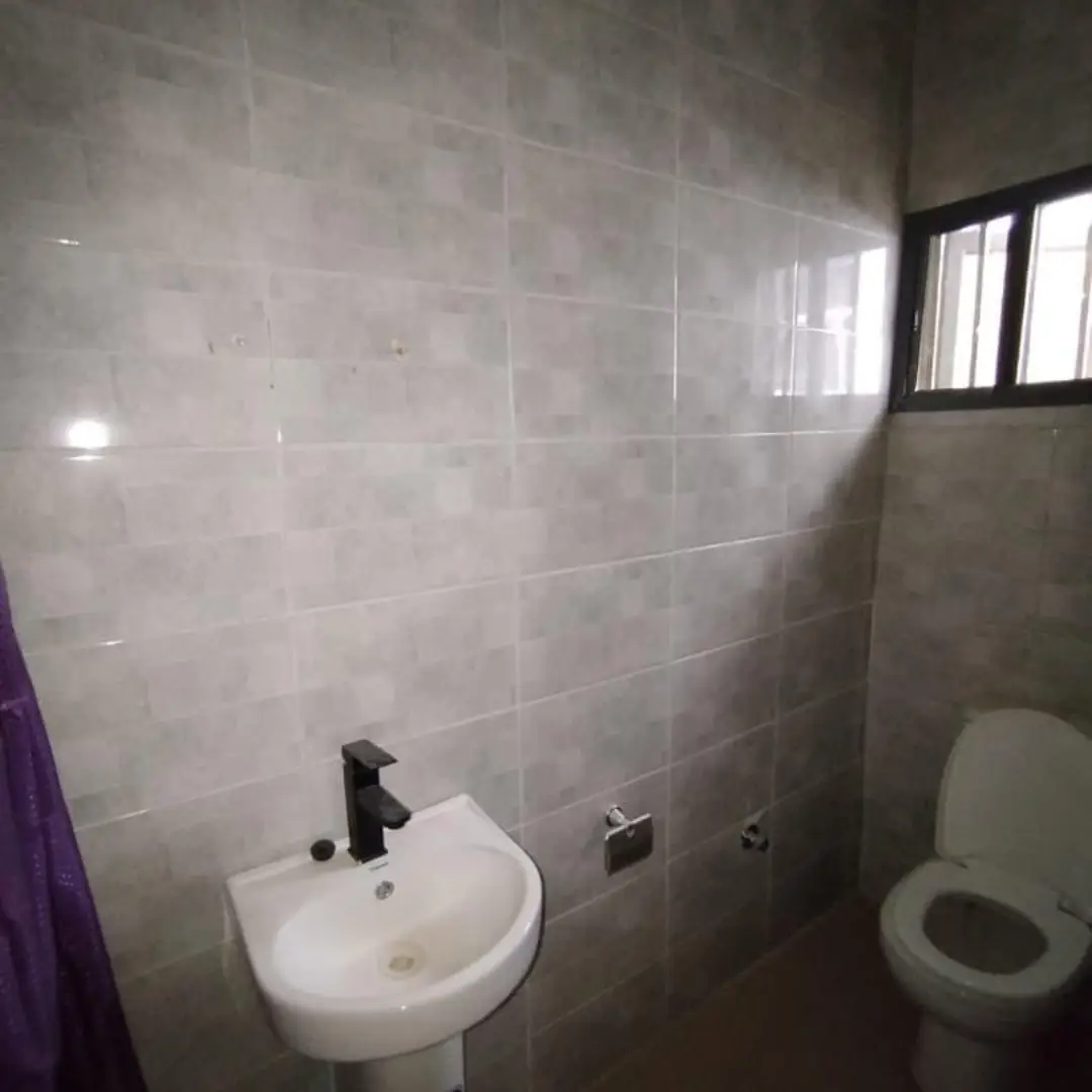 Exclusive 3BR w/ Private Balcony | Lekki Phase 1
