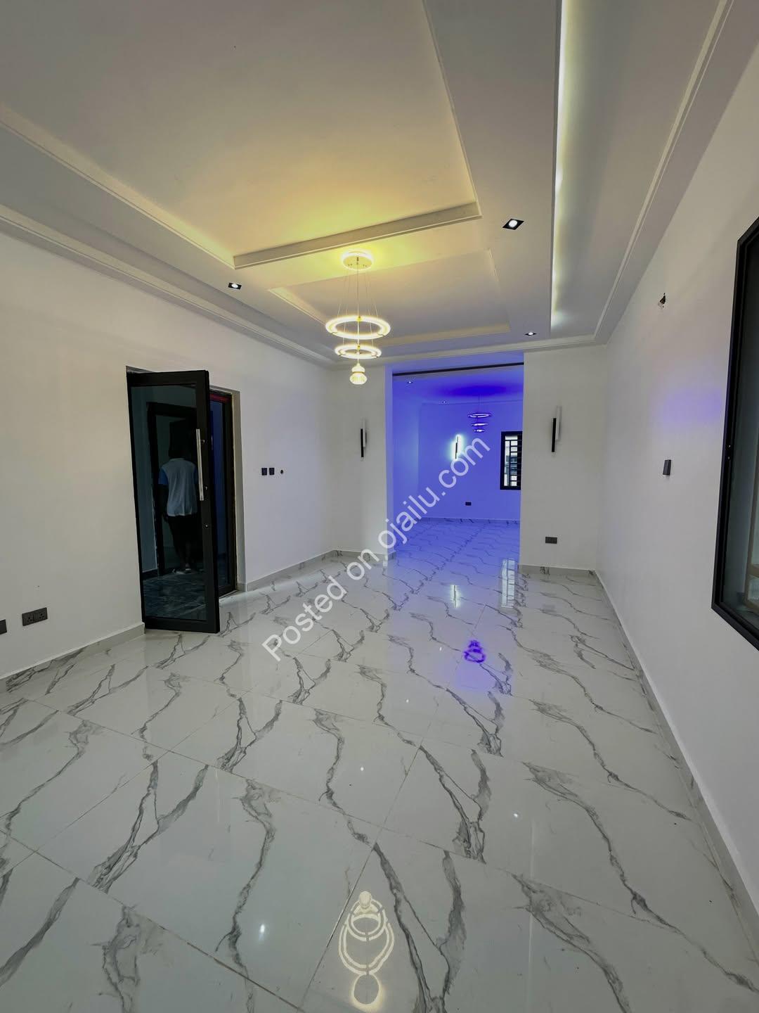 5-Bed Terrace Duplex + BQ in Serene Lifecamp