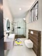 Chevron’s Finest 5-Bed Duplex With Cinema & Rooftop Pool