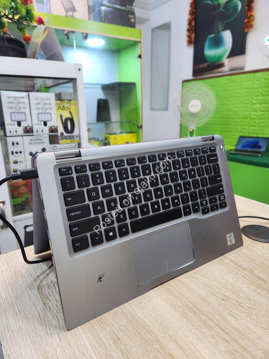 Dell Latitude 7400 2-in-1 i7 Touchscreen Powerhouse