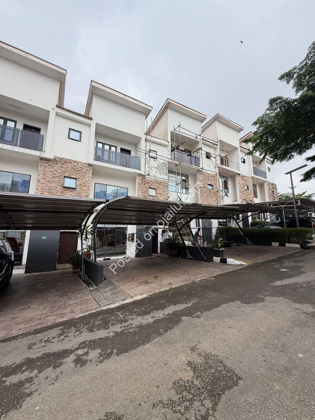 4-Bedroom Terrace Duplex + BQ in Guzape