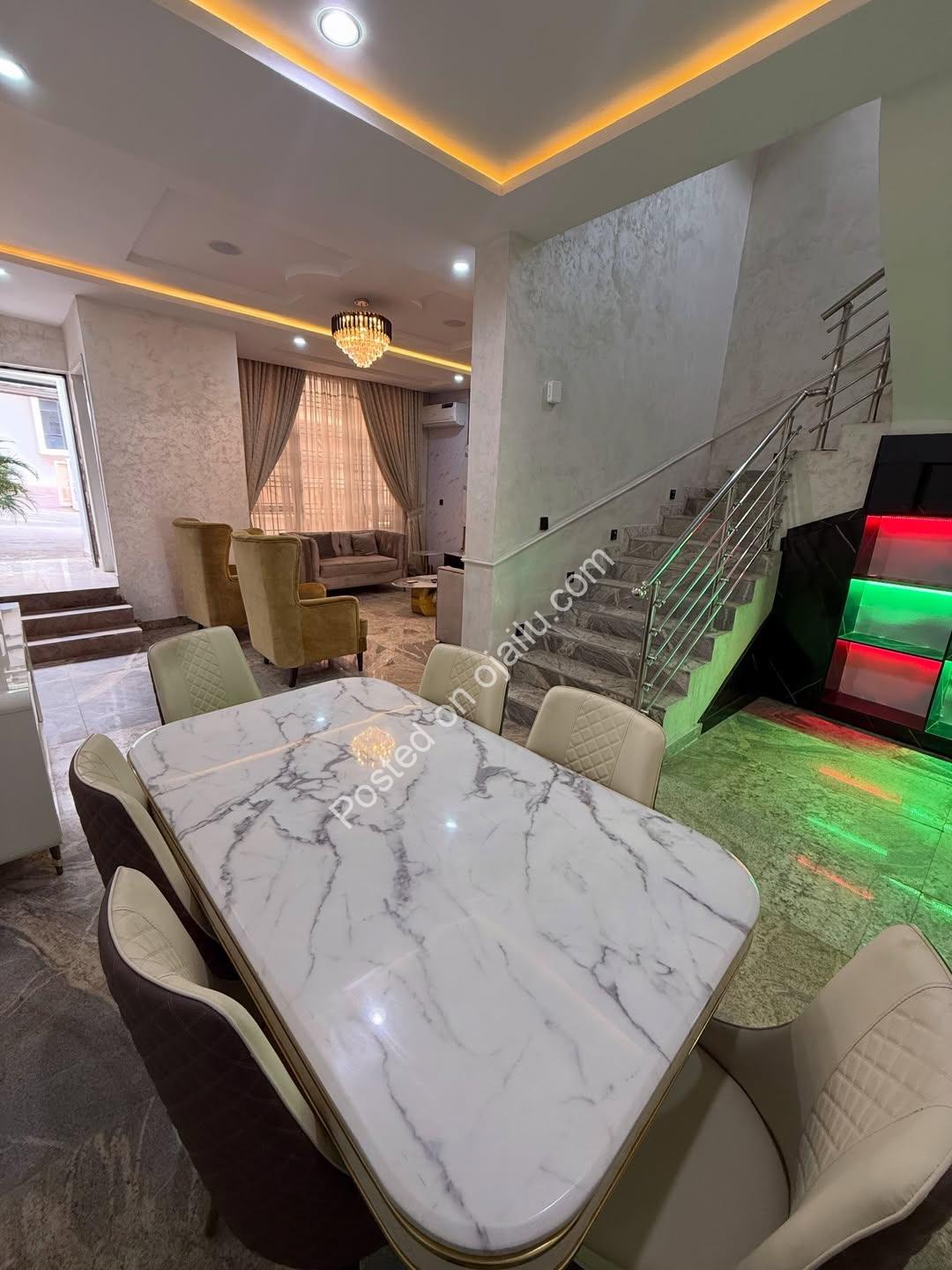 4-Bedroom Terrace Duplex + BQ in Guzape