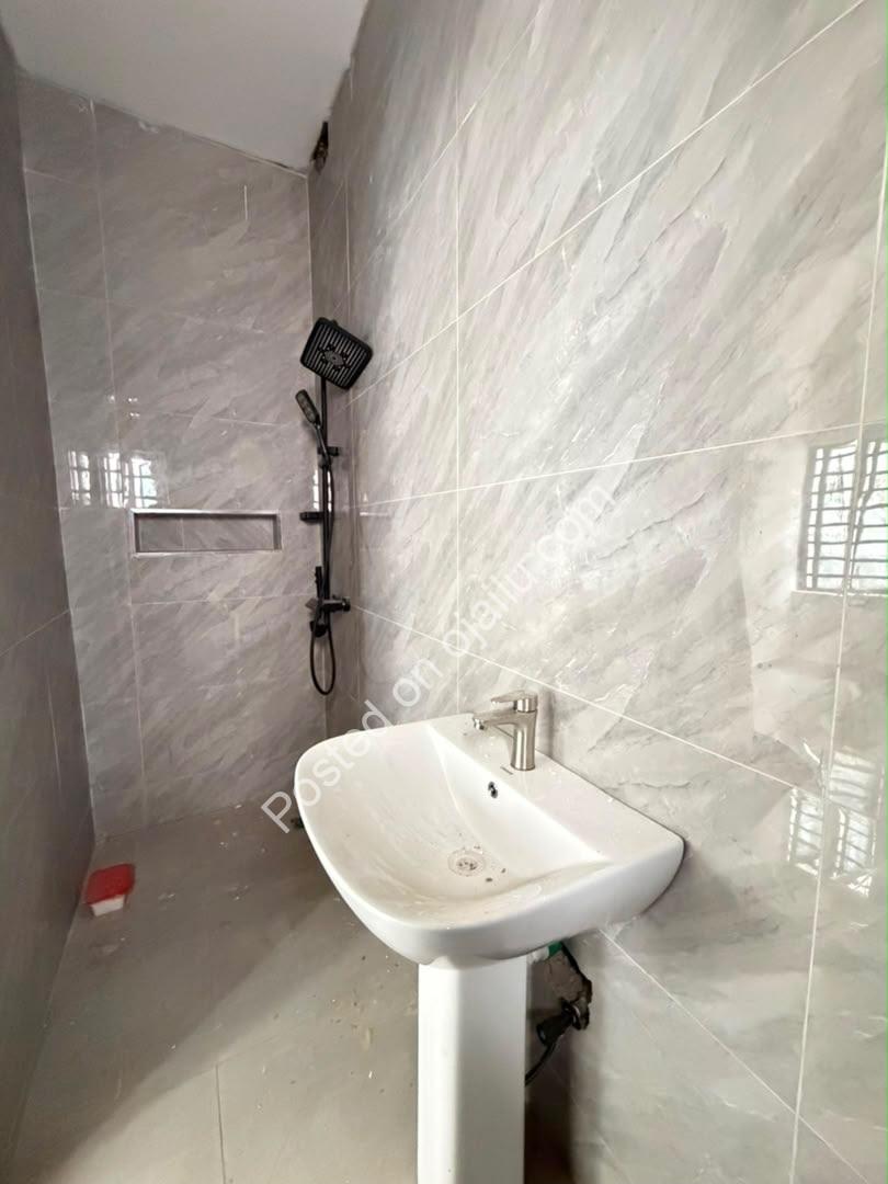 4-Bed En-Suite Duplex in Prime Magodo GRA