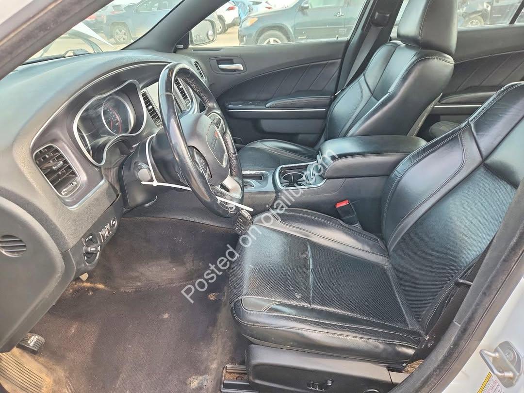 2016 Dodge Charger SXT: V6 Power, Run & Drive Ready!