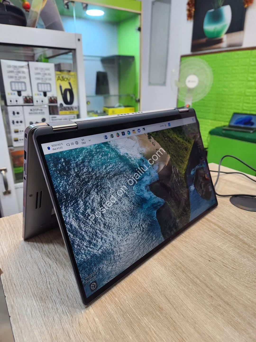Dell Latitude 7400 2-in-1 i7 Touchscreen Powerhouse