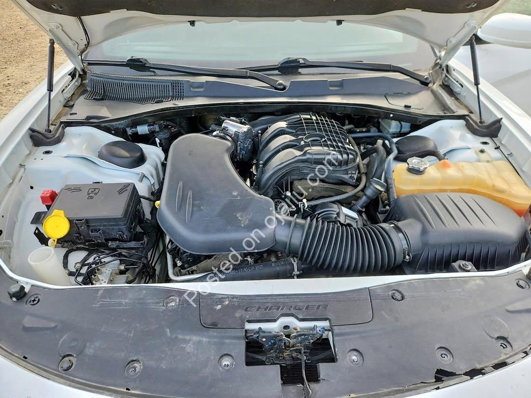 2016 Dodge Charger SXT: V6 Power, Run & Drive Ready!