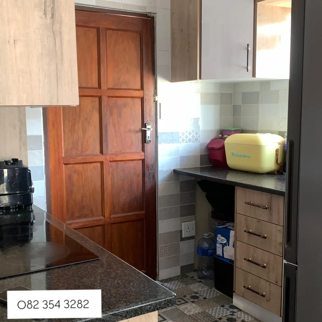 Smart Soshanguve Home with Bonus Outside Room