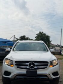 2016 Mercedes GLC300: Impeccable Luxury SUV