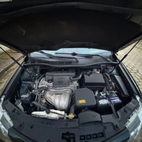 2014 Clean Sport Camry – Sunroof & More!