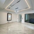5-Bedroom Duplex with Indoor Pool in Chevron