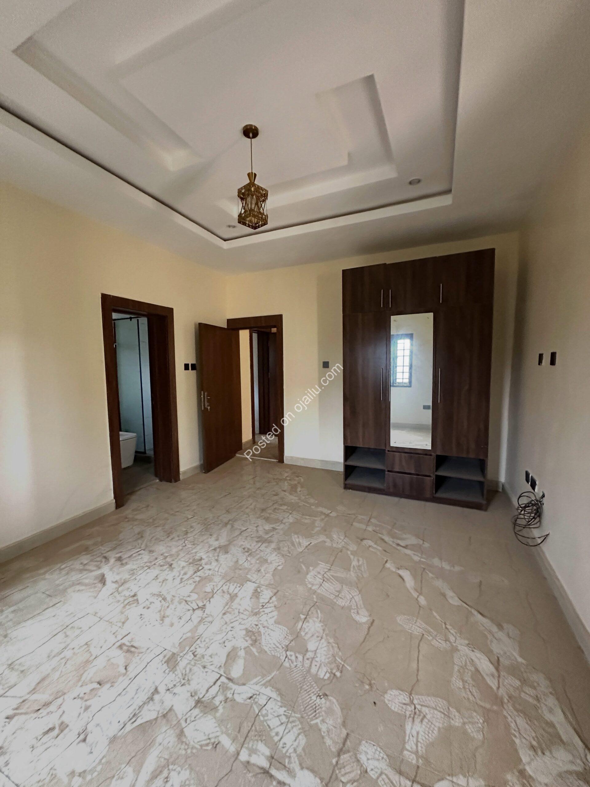 Brand New 4-Bed Duplex w/ BQ in Lifecamp