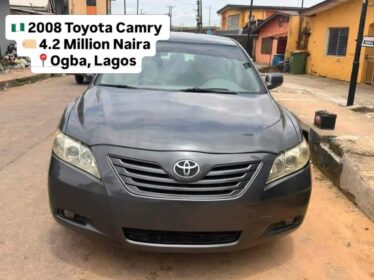 Low-Mileage Toyota Camry: AC Ice Cold