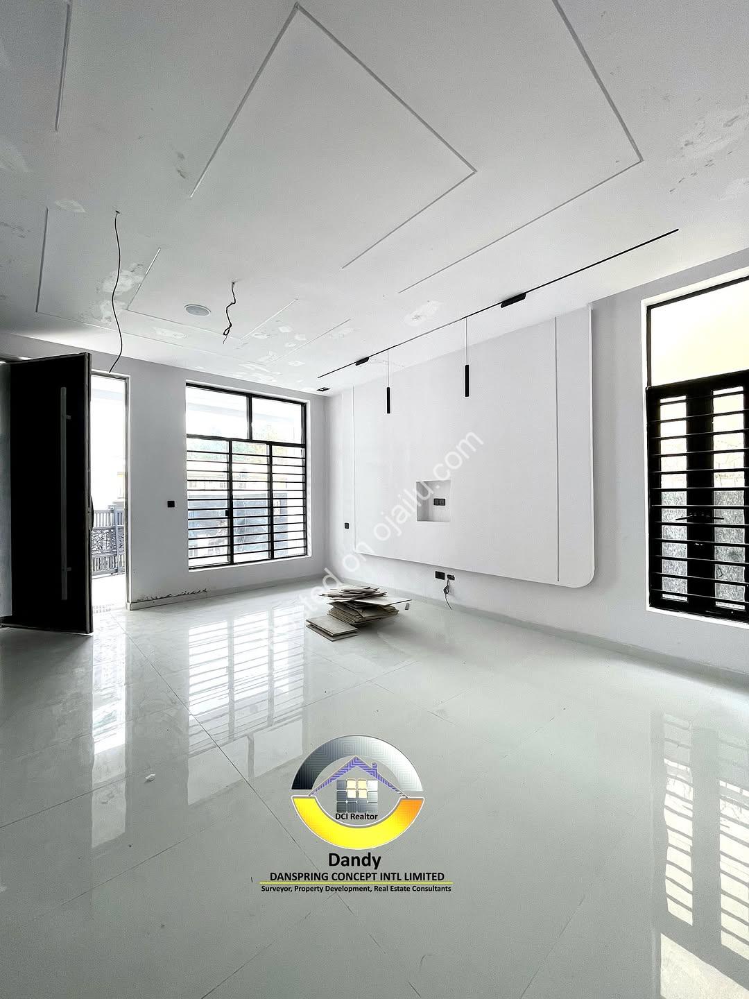 4-Bed Ensuite Duplex w/ Global C of O in Ikota