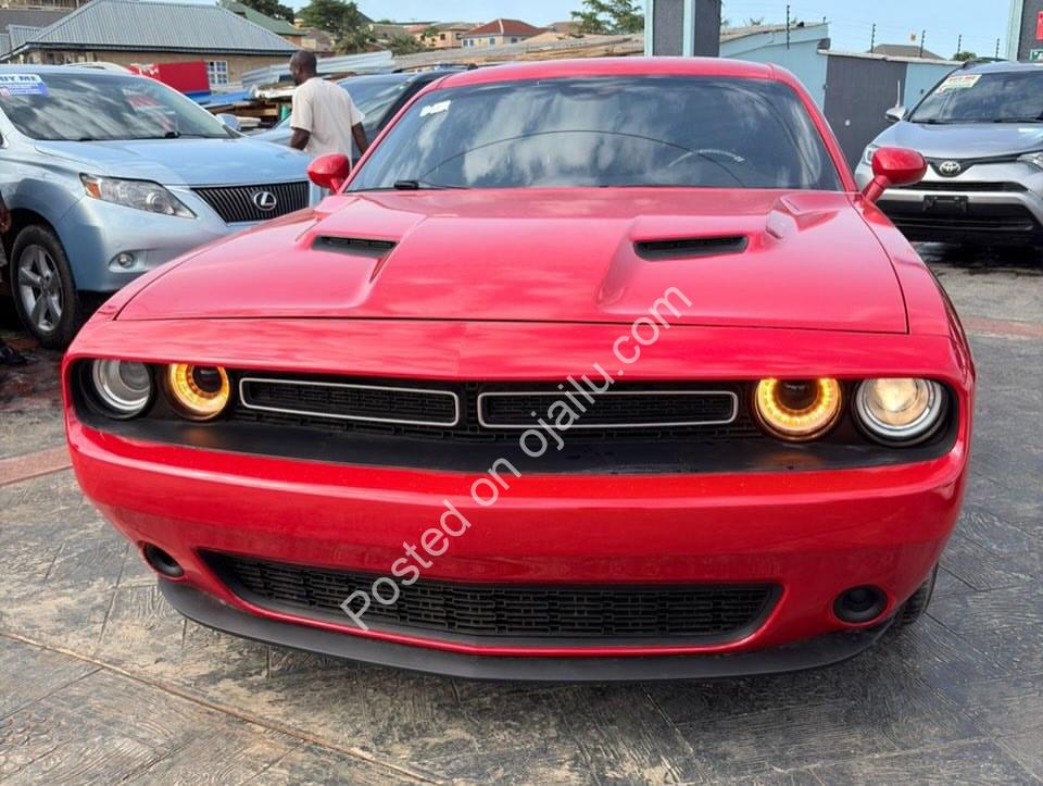 2016 Dodge Challenger: Low Mileage, Accident-Free!