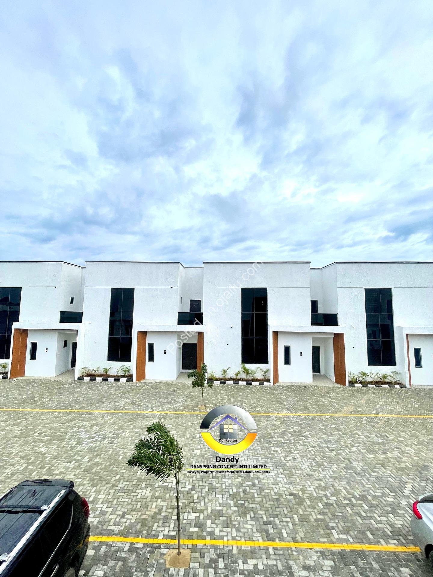 Contemporary 3-Bed Terrace + BQ in Ajah Estate