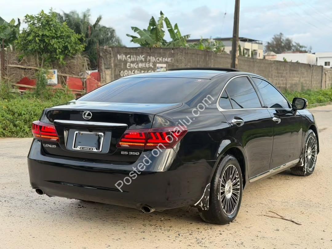 Lexus ES350 2007: Spotless & Registered Luxury!