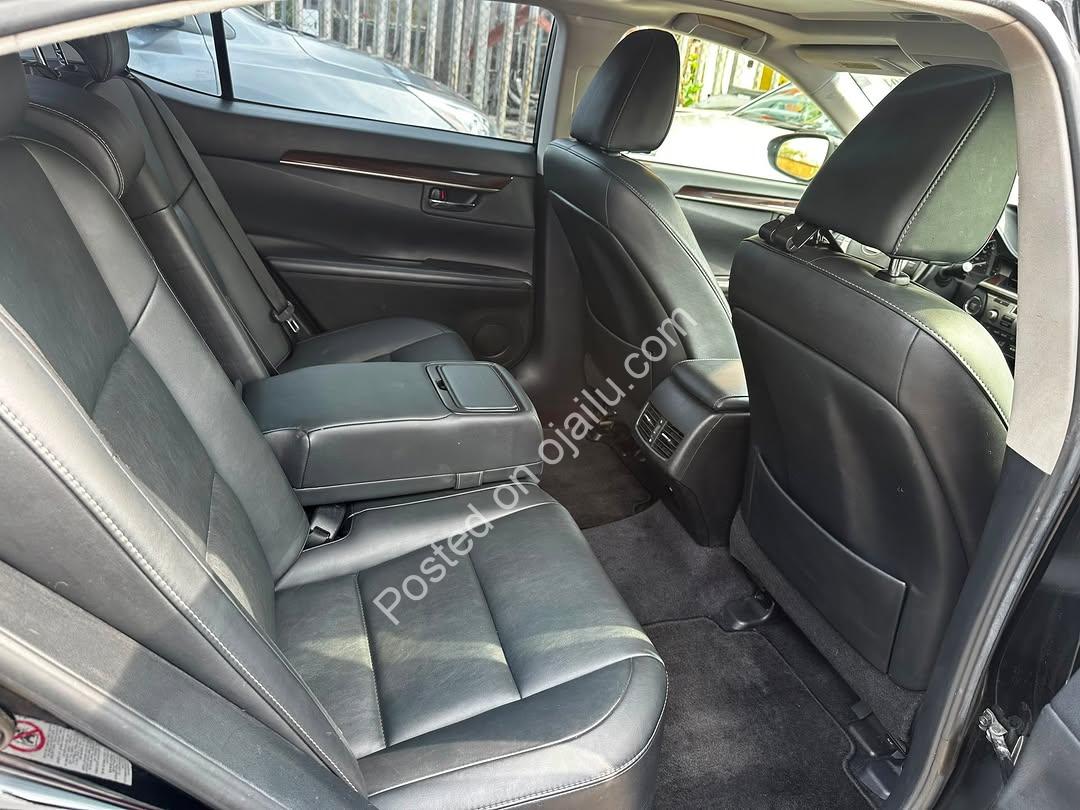 2014 Lexus ES 350: Pure Black Luxury, 16.9M