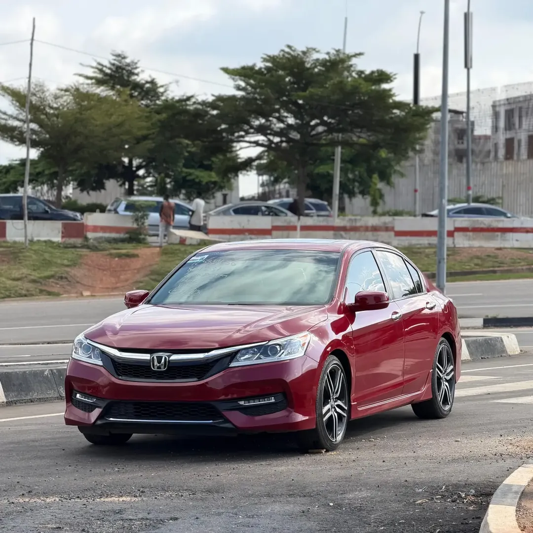 2017 Honda Accord EXL: Foreign Used, Duty Paid, Super Clean