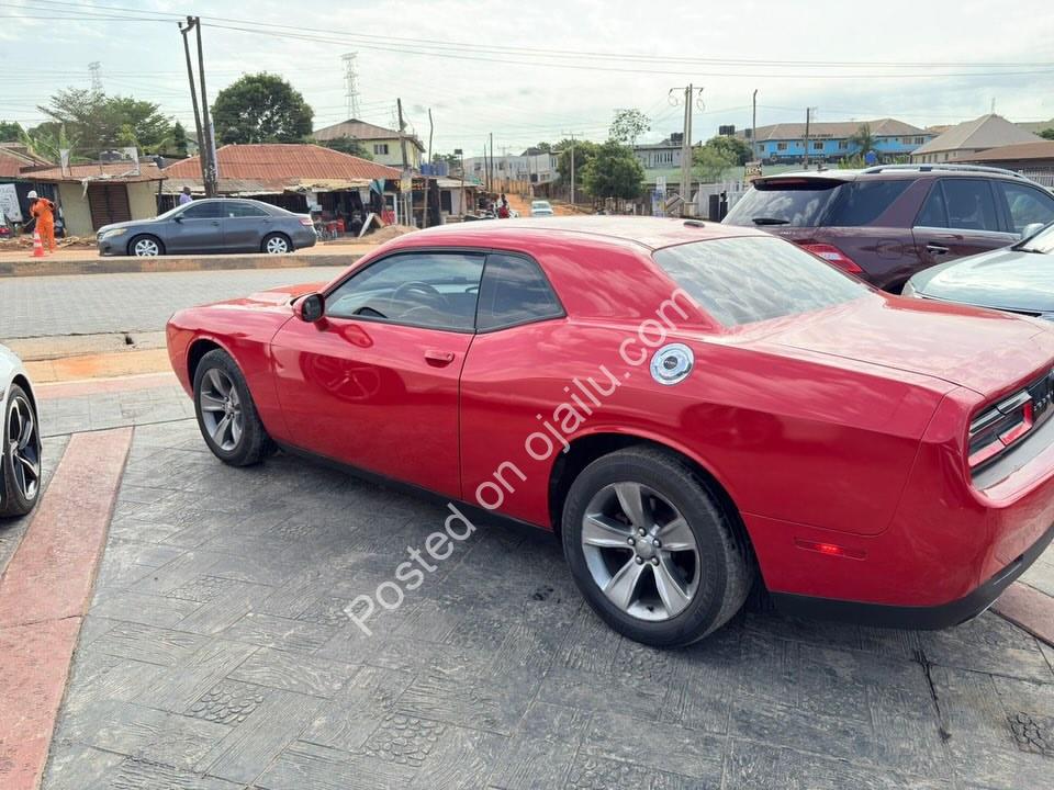 2016 Dodge Challenger: Low Mileage, Accident-Free!