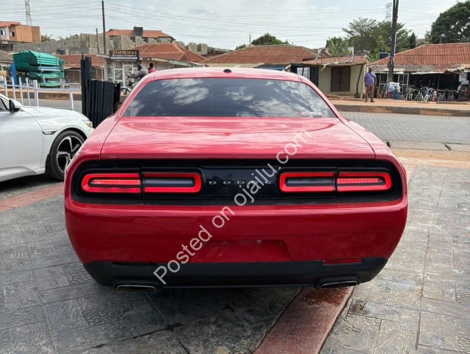 2016 Dodge Challenger: Low Mileage, Accident-Free!