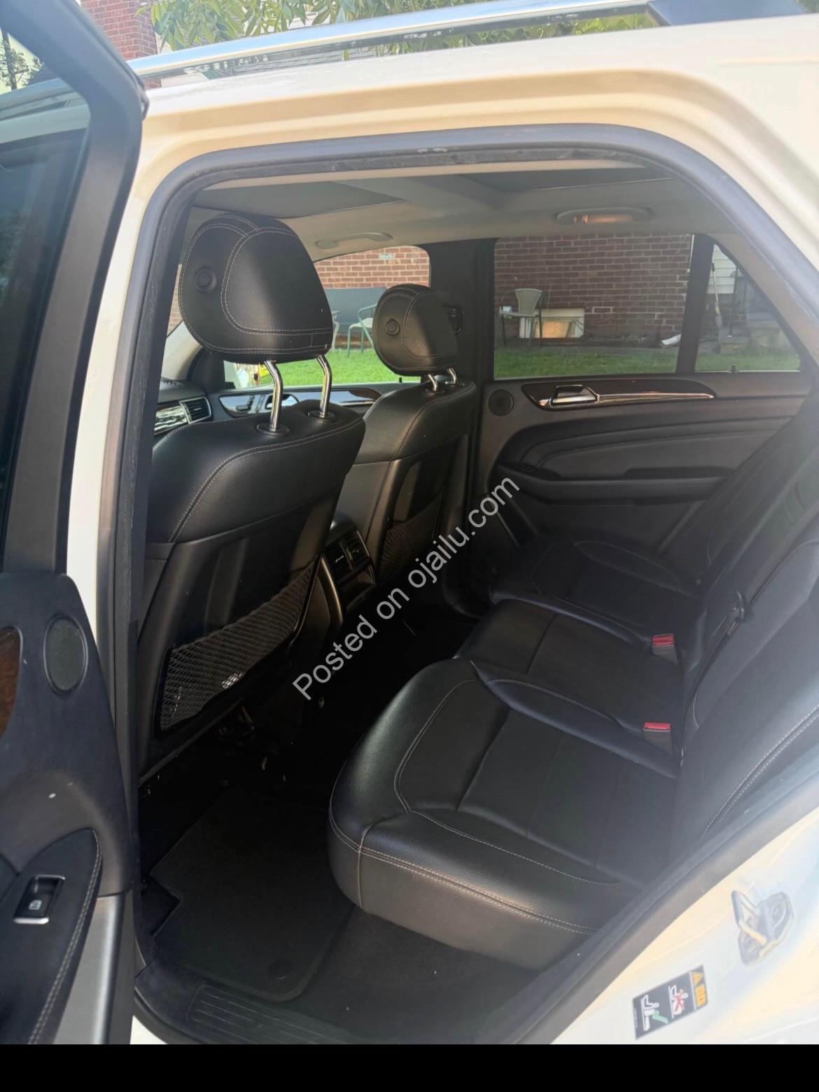 2015 ML400 4Matic: Luxury, Massage Seats & Panoramic Roof