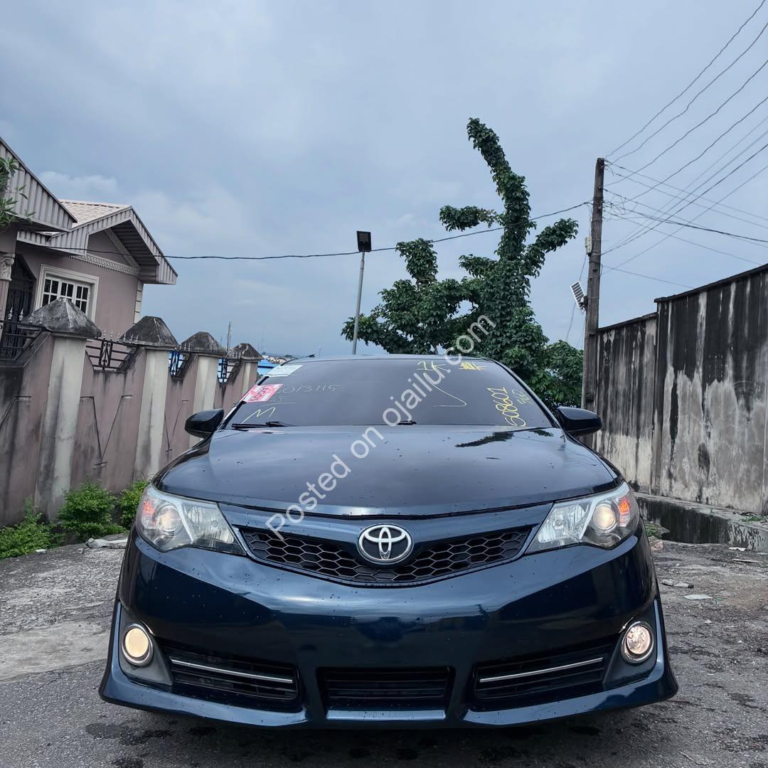 2012 Toyota Camry Sport: Accident-Free Foreign V6, ₦14M