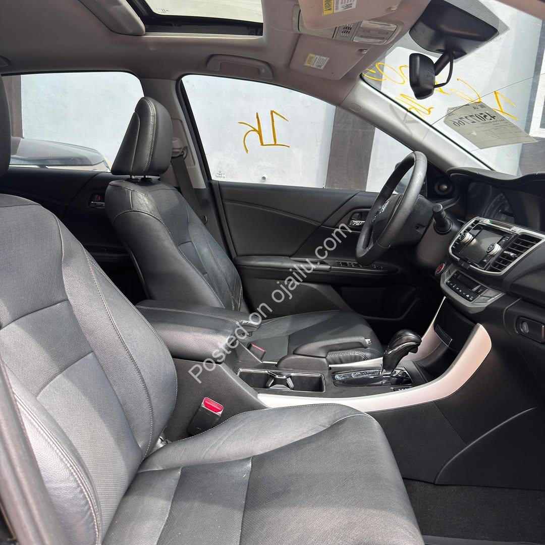 2014 Honda Accord: Spotless Black on Black, Zero Accidents