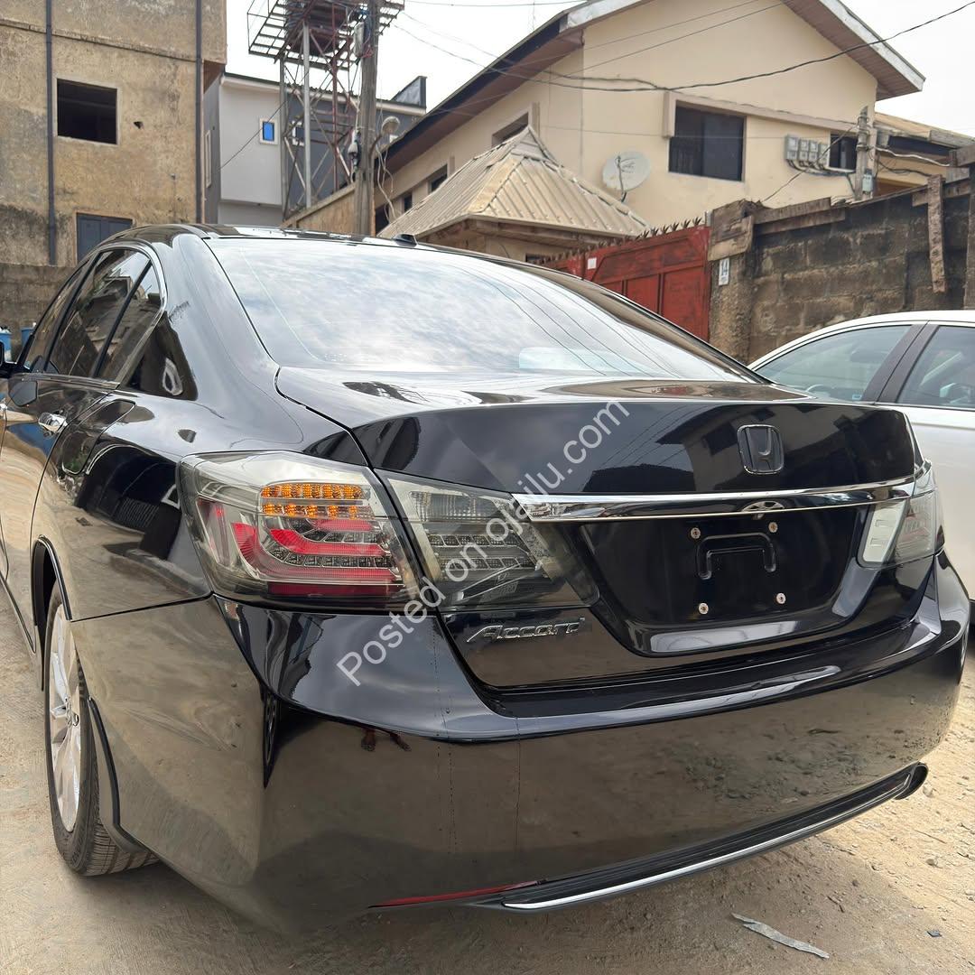 2014 Honda Accord: Spotless Black on Black, Zero Accidents