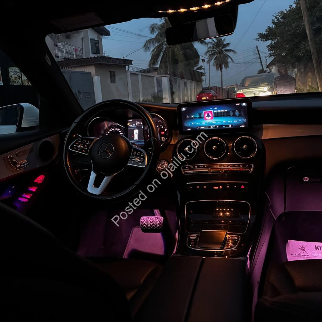 2022 Mercedes GLC300 4Matic – Pristine Toks, Fully Loaded