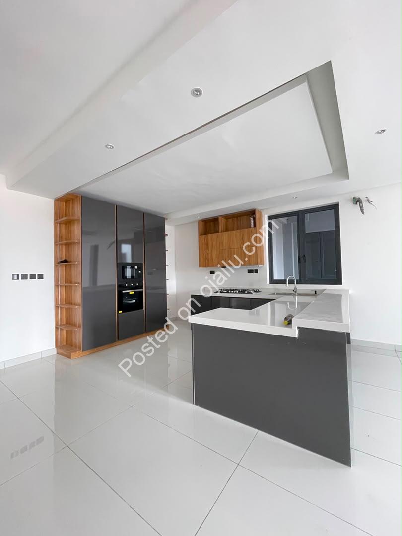 Serene 2-Bed Maisonette With Pool & Gym in Lekki 1