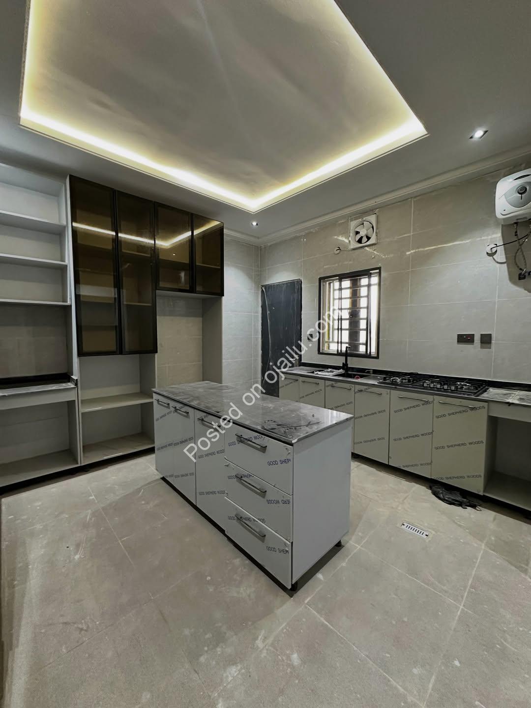5-Bed Terrace Duplex + BQ in Serene Lifecamp