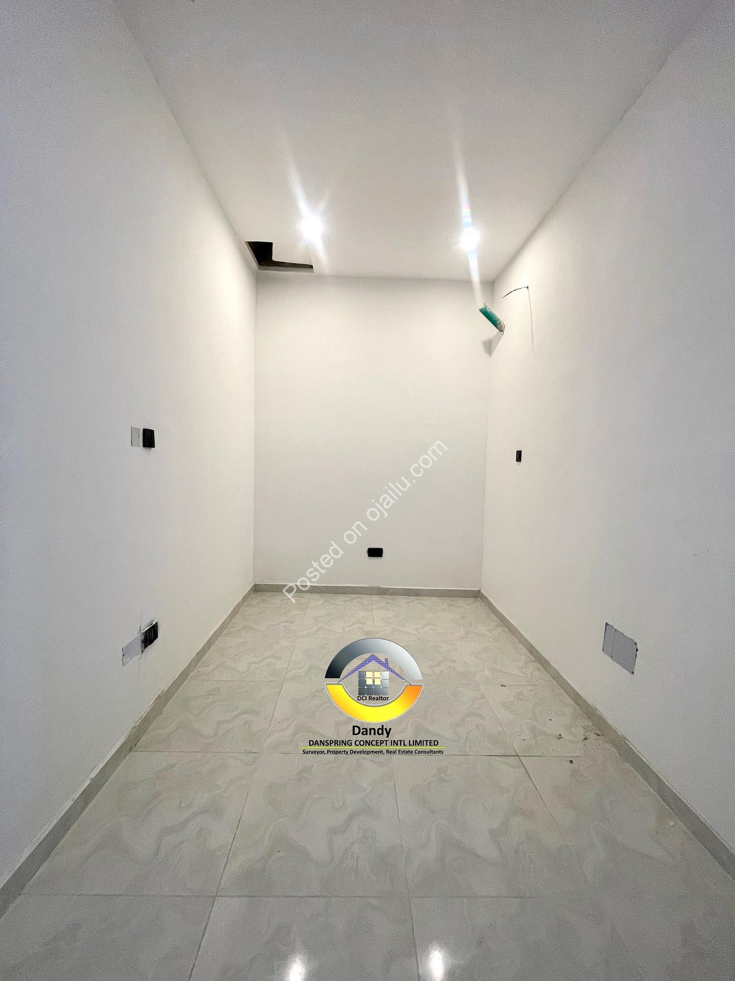 Contemporary 3-Bed Terrace + BQ in Ajah Estate