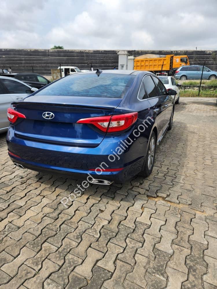 2013 Hyundai Sonata: Luxury Sedan, Pristine Condition