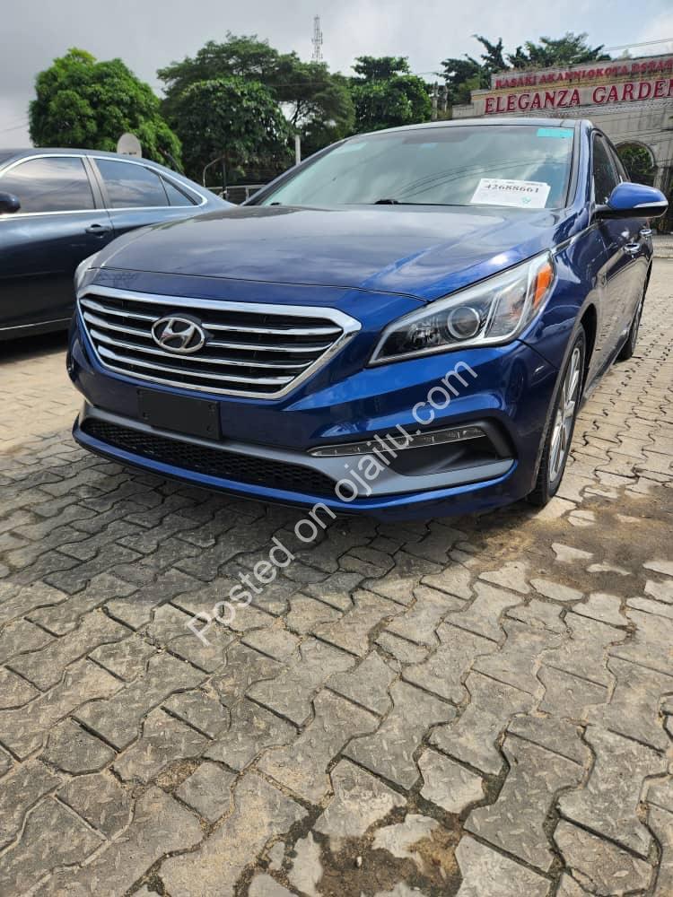 2013 Hyundai Sonata: Luxury Sedan, Pristine Condition