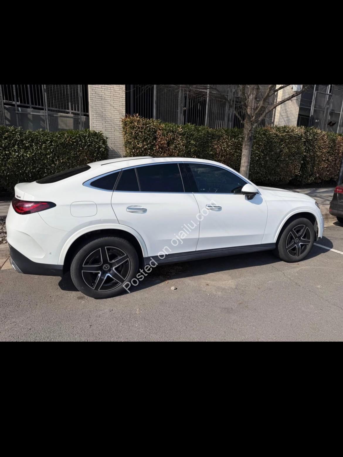 2025 Mercedes GLC300 Coupe: AMG Luxury Unleashed