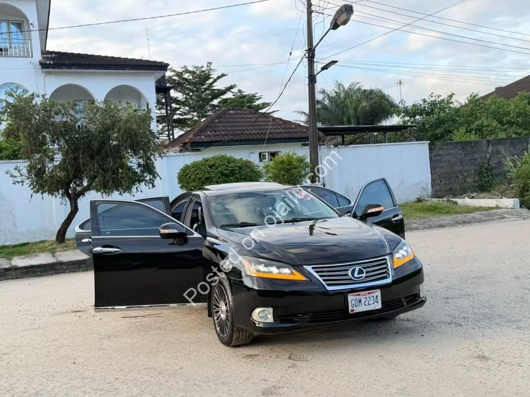 Lexus ES350 2007: Spotless & Registered Luxury!