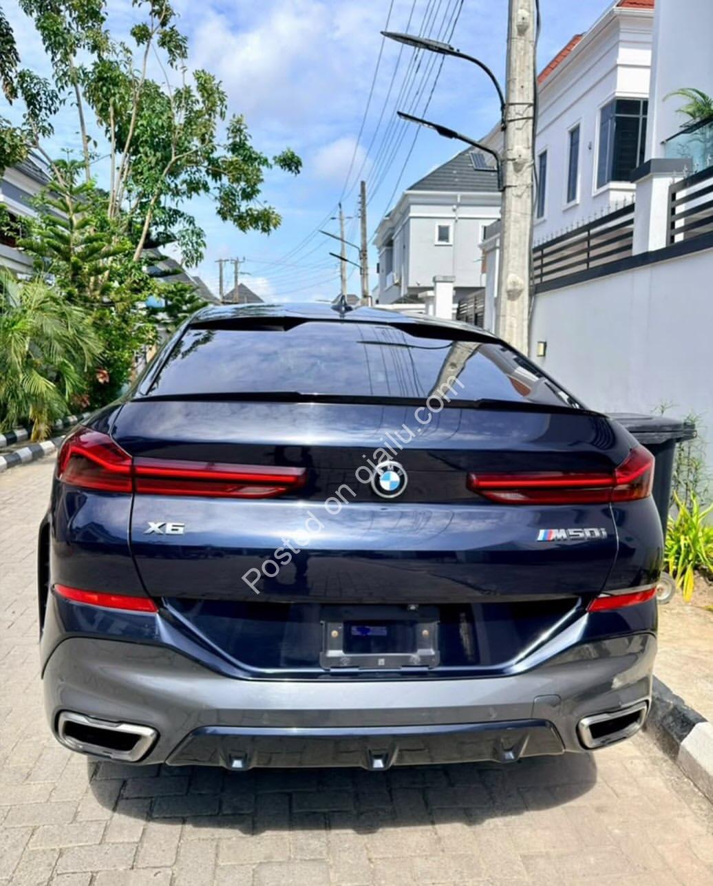 2022 BMW X6: Aggressive Styling, Unmistakable Presence