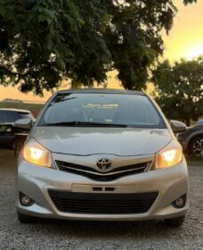 2016 Toyota Yaris: Ultra-Clean