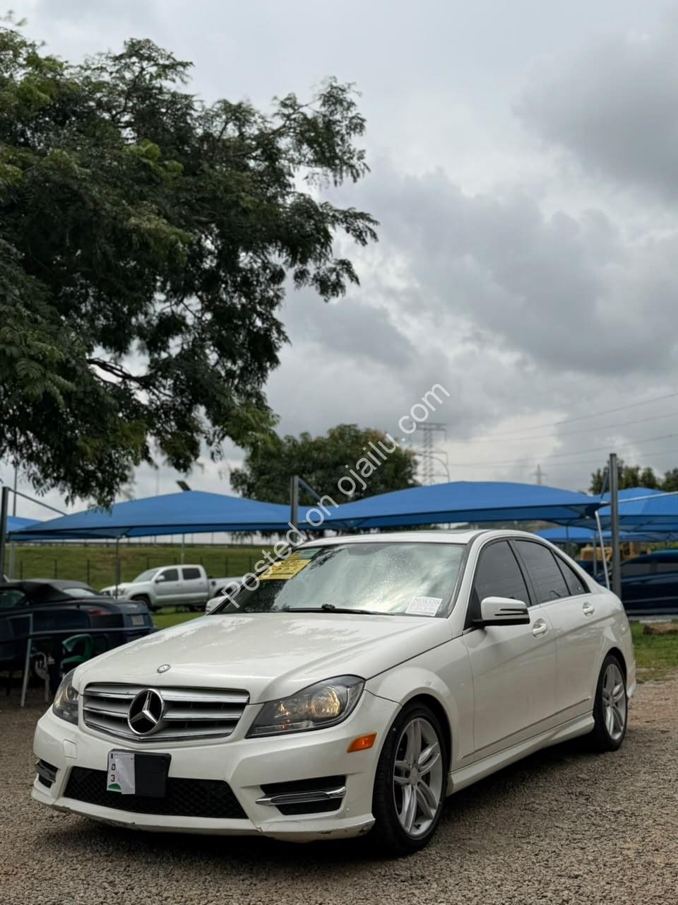 2013 Mercedes C300: Loaded, Clean & Ready to Turn Heads
