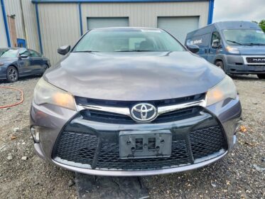 2017 Toyota Camry LE – Reliable Run N’ Drive