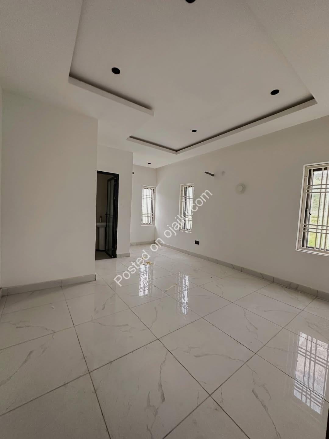 4-Bed Terrace + BQ in Lifecamp – Corner Piece