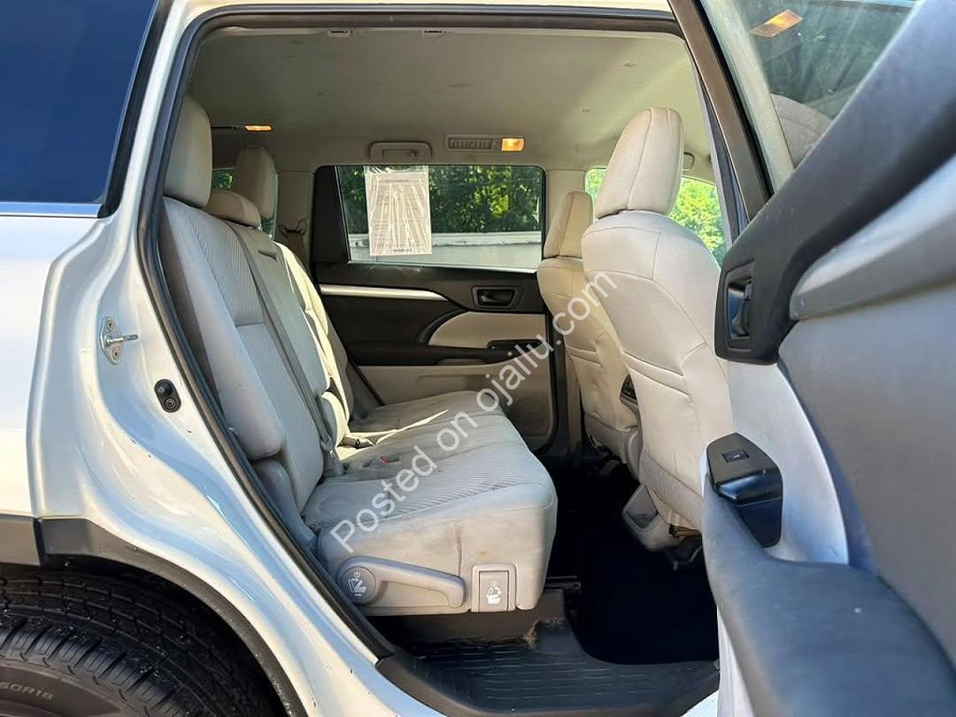 2018 Toyota Highlander LE – Run & Drive, V6 Power