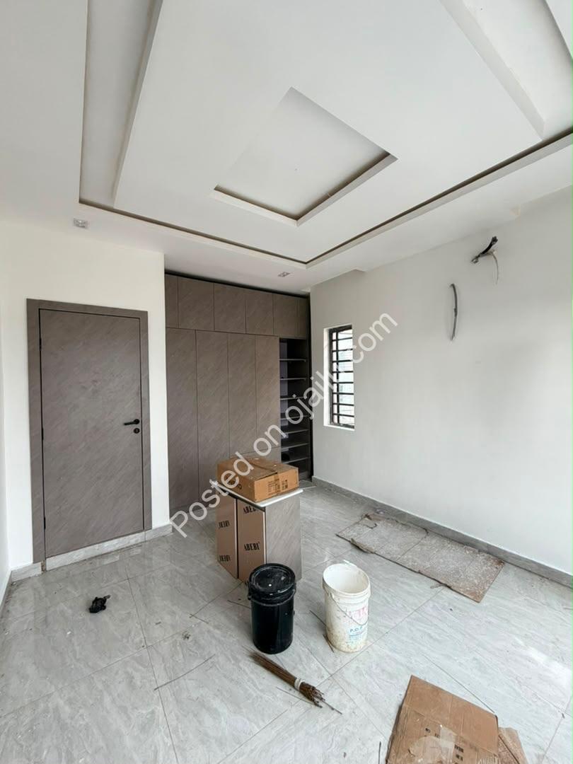 4-Bed En-Suite Duplex in Prime Magodo GRA